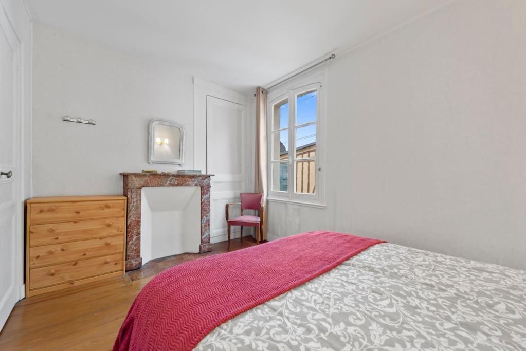 La Maison De Roselyne 5 Pers 250m Du Centre Holiday home Trouville-sur-Mer
